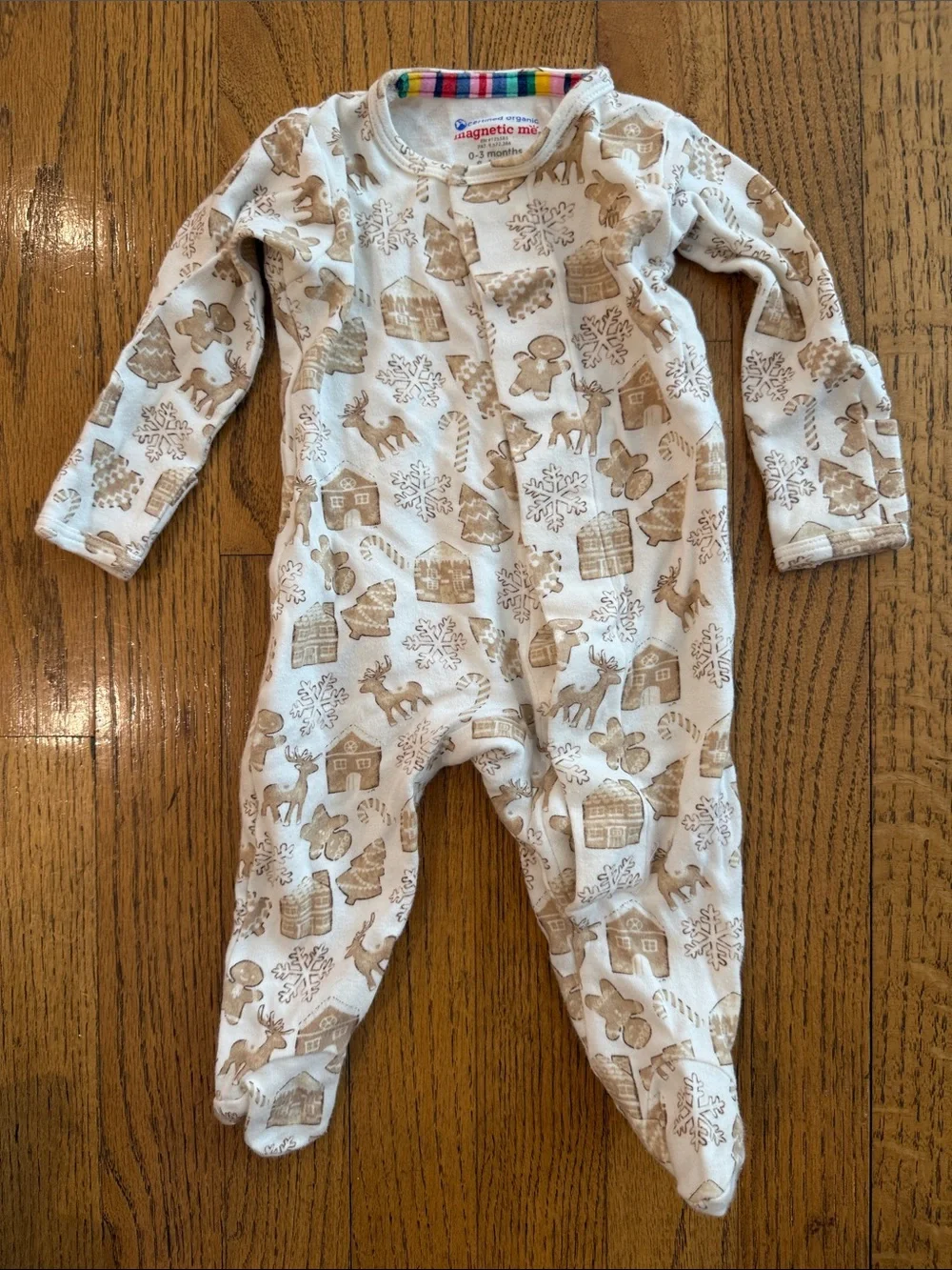 Magnetic Me Cream & Tan Holiday Christmas Print Footed One-Piece 0-3 months EUC